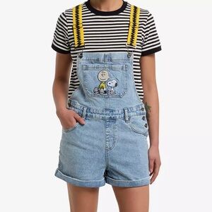 Peanuts Charlie Brown & Snoopy Denim‎ Shortalls Hot Topic